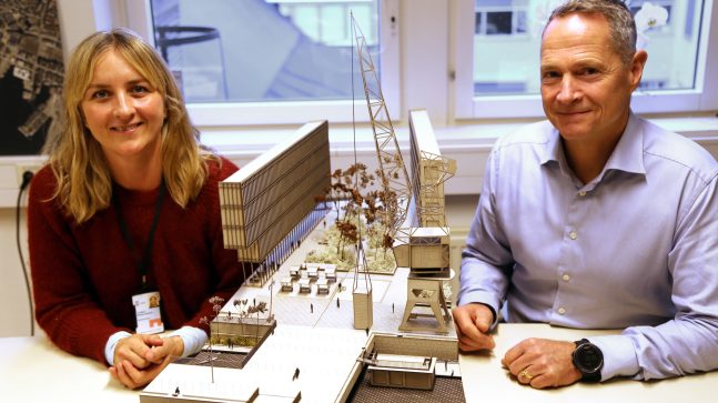 Etatsdirektør Lars Thorbjørnsen og fagansvarlig plan Liv Marit Søyseth