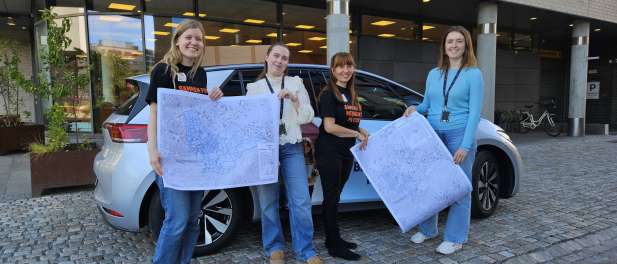Fra venstre Ane Haughom, fylkesaksjonskoordinator, Caroline Victoria Bekeng, geodatakonsulent, Charlotte Sevivas, fylkesaksjonskoordinator, Ida Vågene, geodatakonsulent.