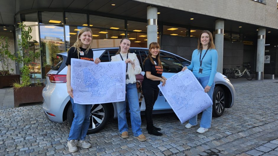 Fra venstre Ane Haughom, fylkesaksjonskoordinator, Caroline Victoria Bekeng, geodatakonsulent, Charlotte Sevivas, fylkesaksjonskoordinator, Ida Vågene, geodatakonsulent.